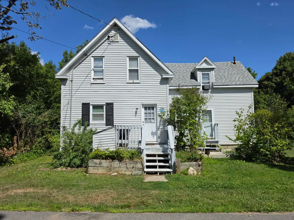 8 Hillside Street, Baileyville, ME 04694 - #1