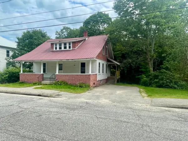 44 Pine Street, Paris, ME 04281