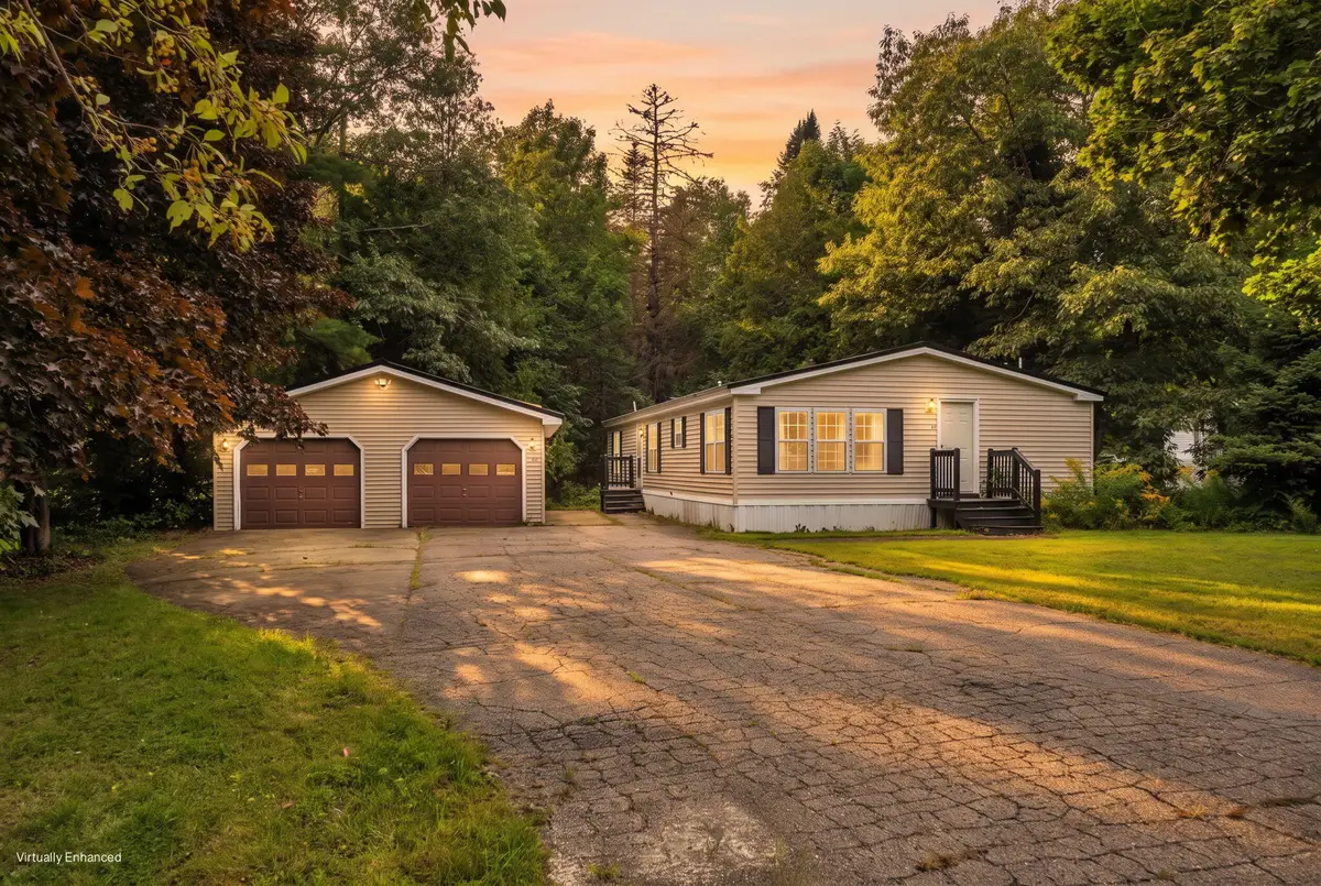 39 Cressy Avenue, Glenburn, ME 04401 - #1