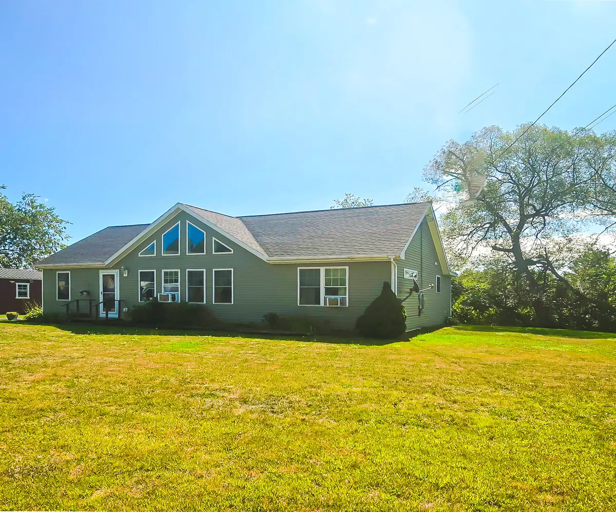 556 Stream Road, Winterport, ME 04496 - #1