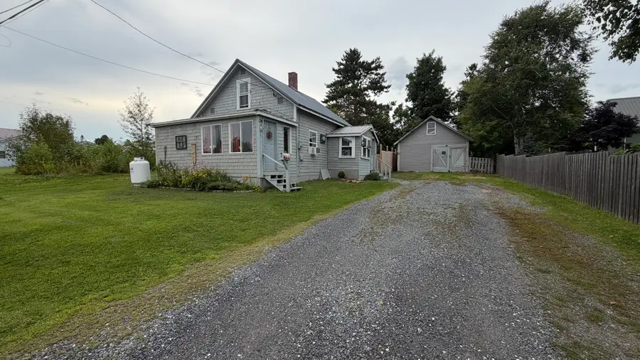 9 Bradley Street, Caribou, ME 04736 - #2