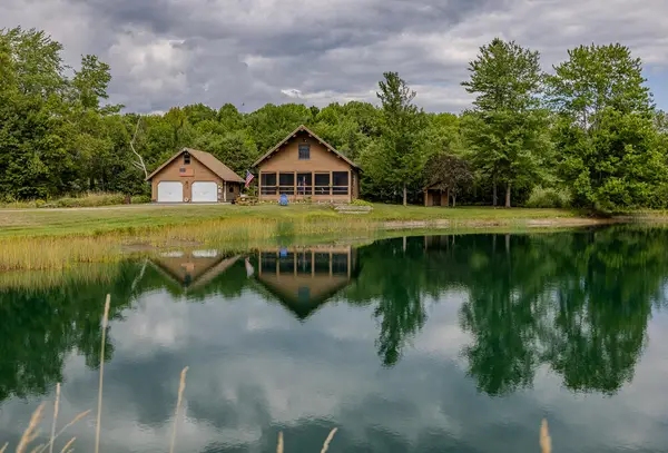 635 Avenue Road, Corinth, ME 04427