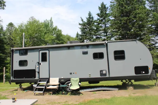 11 Retreat Road, Crystal, ME 04747
