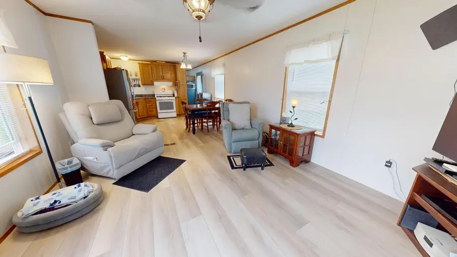 6 Tirrell Avenue, Mechanic Falls, ME 04256 - #3