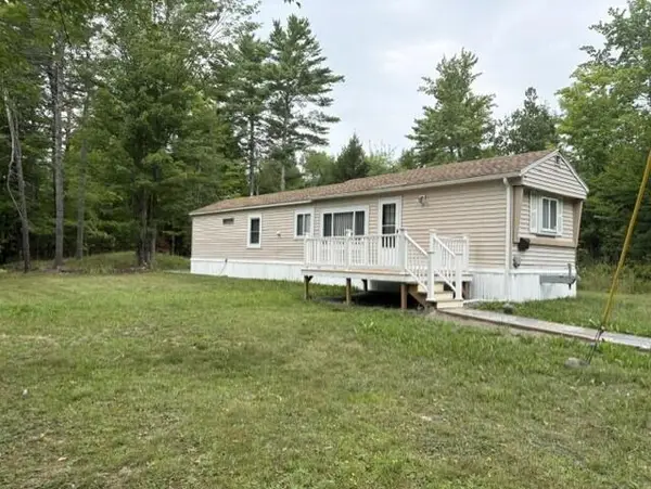 1018 Mullen Road, Stetson, ME 04488