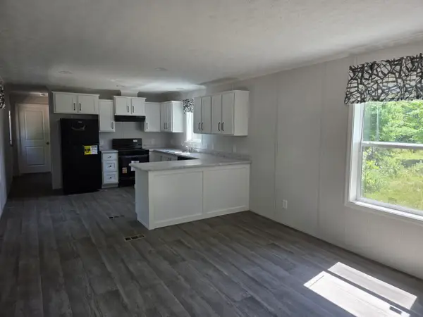 67 Patterson Hill Road, Belfast, ME 04915