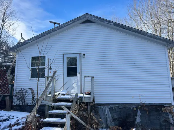 741 Toddy Pond Road, Surry, ME 04684