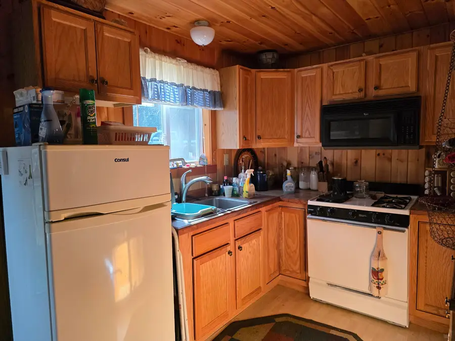 6 Juniper Lane, Abbot, ME 04406 - #2