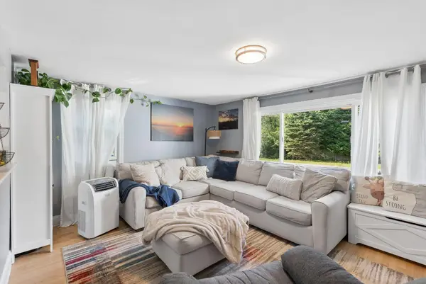 84 Oriole Street, Westbrook, ME 04092