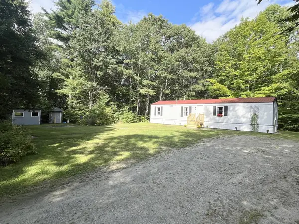 923 West Road, Belgrade, ME 04917