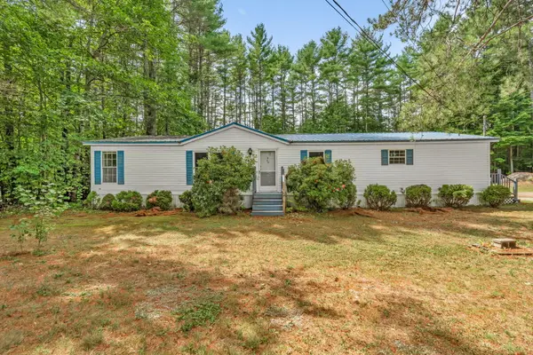40 Stearns Hill Road, Paris, ME 04281