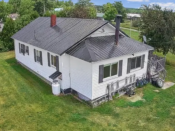 18 Johnson Flat Road, Burnham, ME 04922