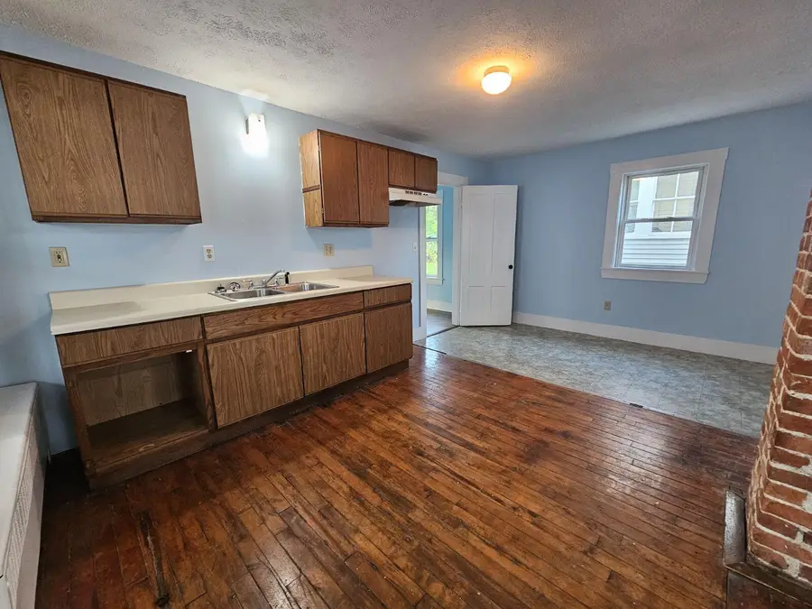 14 Hammond Street, Sanford, ME 04073 - #3