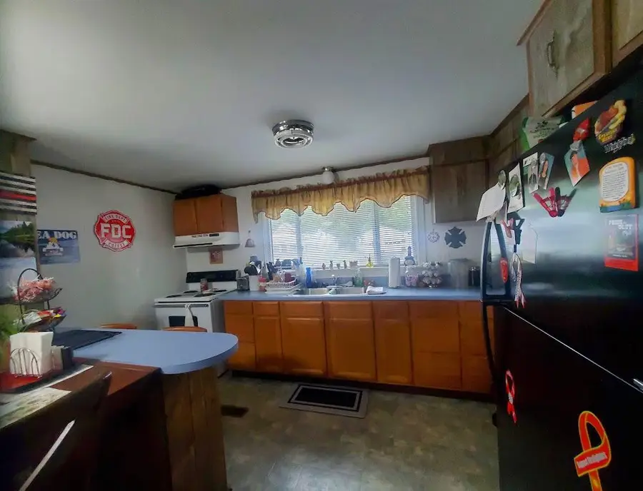 269 Alder Street, Millinocket, ME 04462 - #3