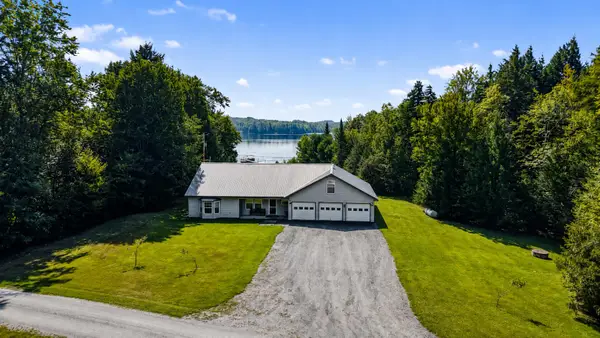 79 Glenwood Drive, Saint Albans, ME 04971