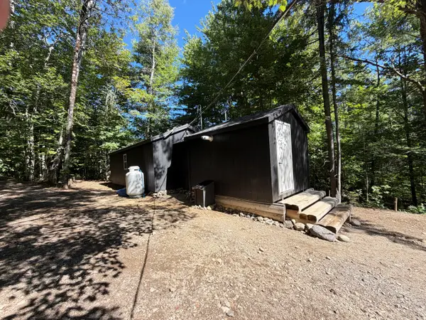 36 South Road, Lee, ME 04455