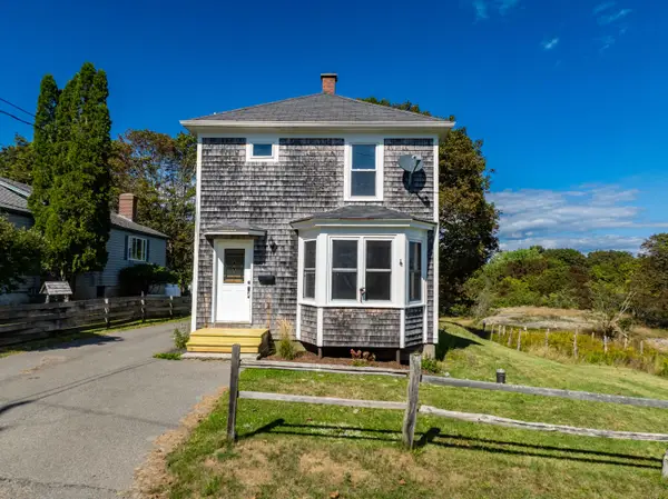 19 Lincoln Street, Eastport, ME 04631