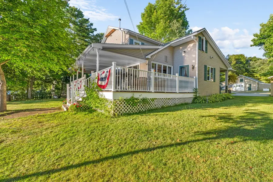 323 Woodland Avenue, Old Town, ME 04468 - #2