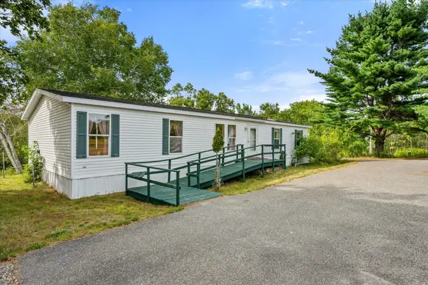 1187 Shore Road, Lamoine, ME 04605