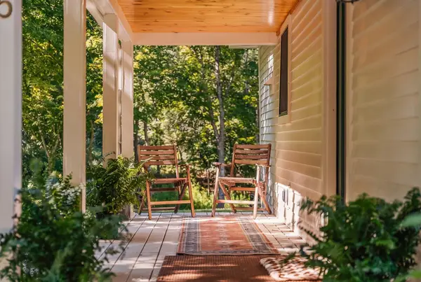 65 Main Street, Bowdoinham, ME 04008