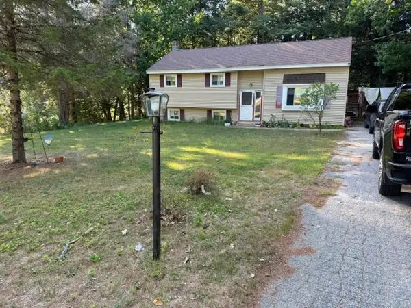 18 Elliott Avenue, Buxton, ME 04093