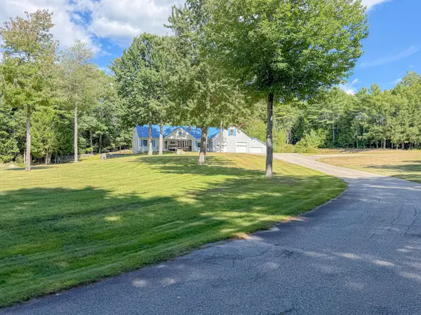 40 Rockwood Lane, Hollis, ME 04042