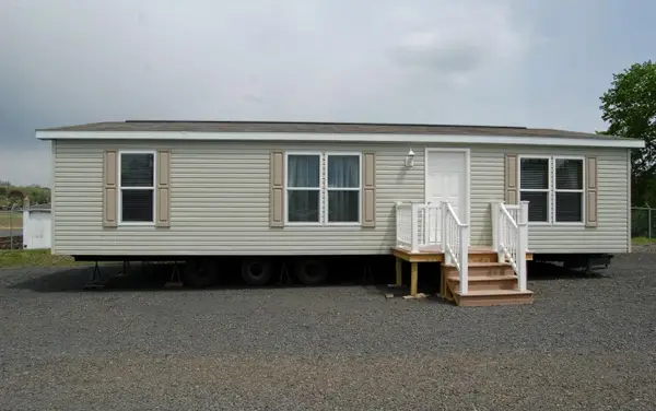 892 Hostile Valley Road, Palermo, ME 04354