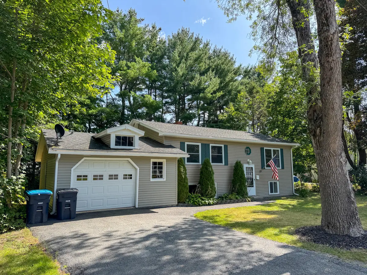 7 Pinewood Street, Orono, ME 04473 - #1