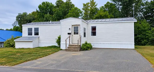 23 Pennell Street, Skowhegan, ME 04976