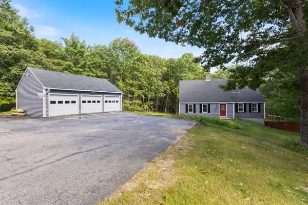 238 Pikes Hill Road, Norway, ME 04268