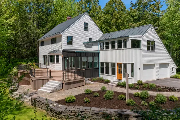 14 Pine Ridge Road, Cumberland, ME 04110