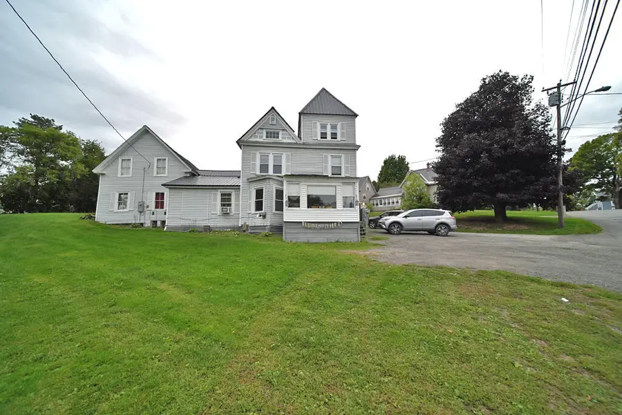 16 Columbia Street, Houlton, ME 04730 - #2