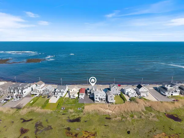 351 Webhannet Drive #1, Wells, ME 04090