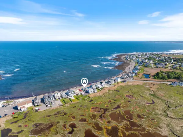 353 Webhannet Drive #2, Wells, ME 04090
