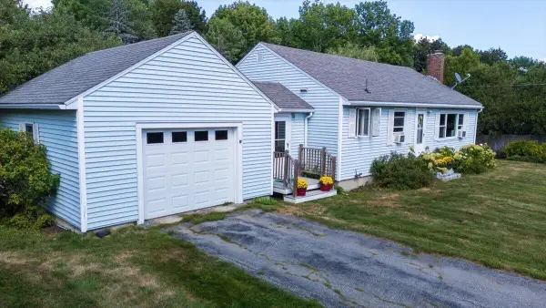 288 Main Street, Waldoboro, ME 04572