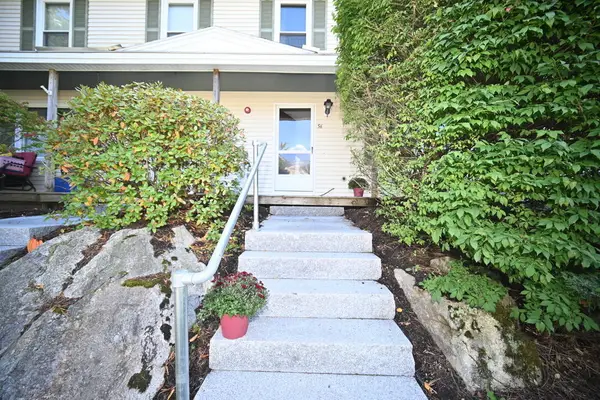 56 Pine Hill Drive #56, Bath, ME 04530