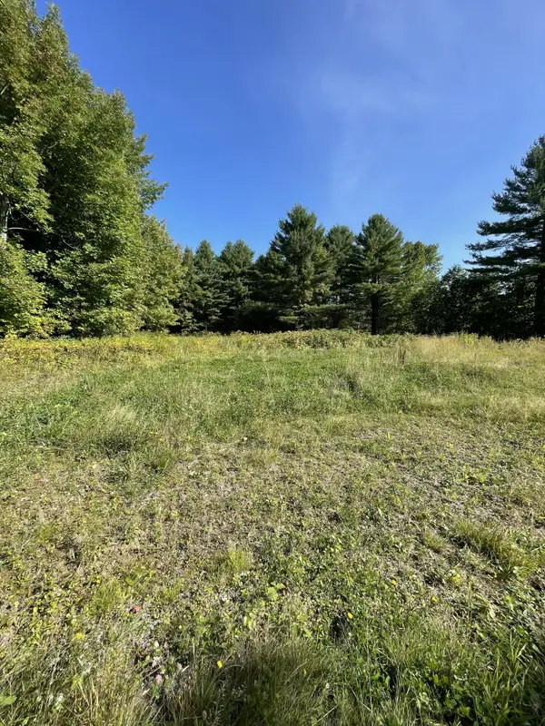 60 Water Street, Monson, ME 04464