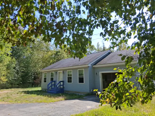 26 Caledonia Lane, Bristol, ME 04539