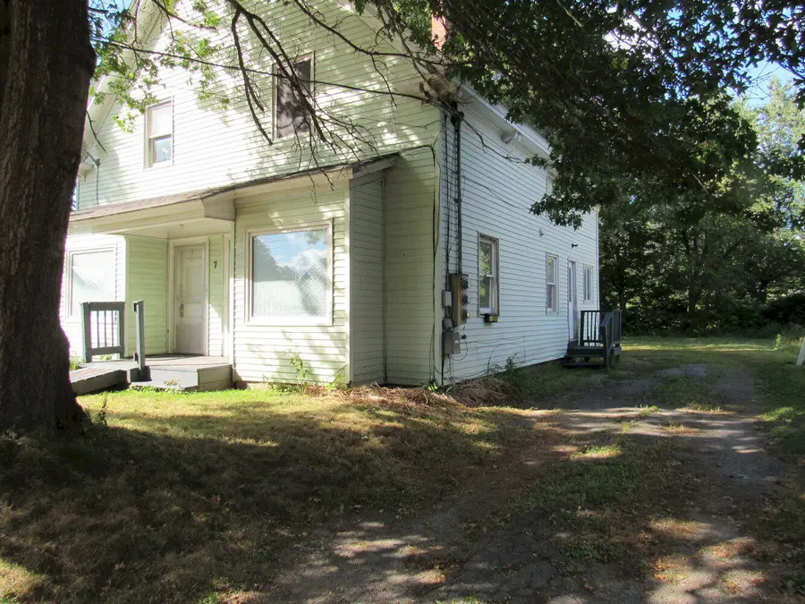 7 Gray Street, Madison, ME 04950 - #3