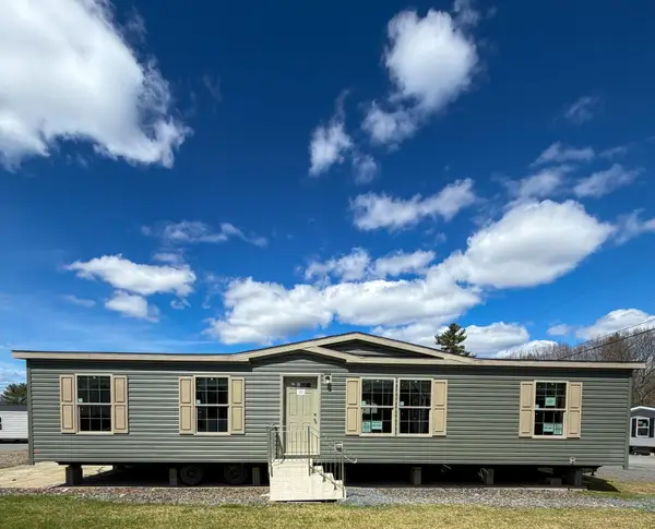2077 N Mountain Valley Highway, Montville, ME 04941