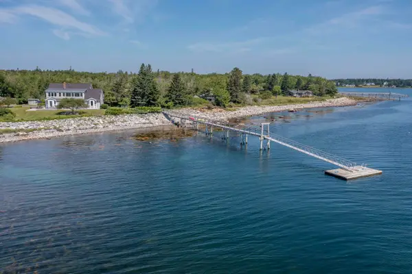 112 Birch Lane, Saint George, ME 04860