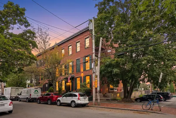 15 Pine Street, Portland, ME 04102