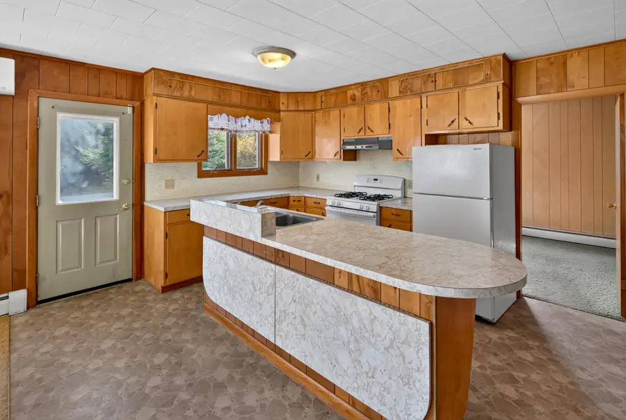 6 Brooks Street, Orono, ME 04473 - #2