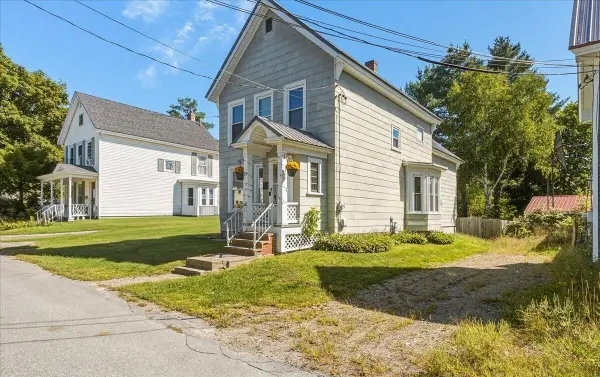 72 Oak Street, Old Town, ME 04468