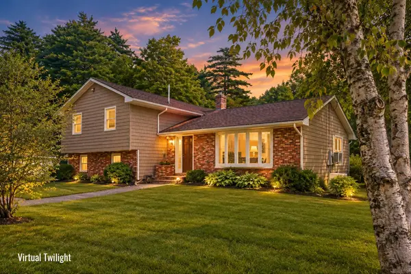 195 Stillwater Avenue, Orono, ME 04473