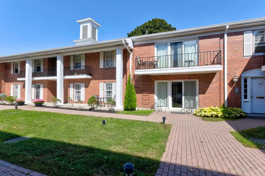 175  Pine Street #1J, Portland, ME 04102 - #2
