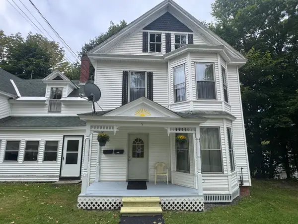 9 High Street, Dexter, ME 04930