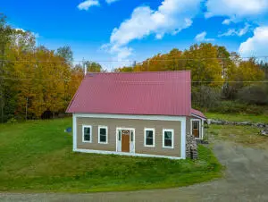 979 Us Route 1, Amity, ME 04471