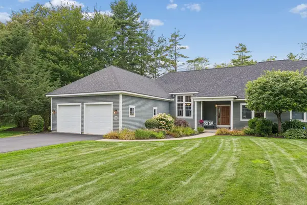 11 Ashwood Lane #11, Falmouth, ME 04105