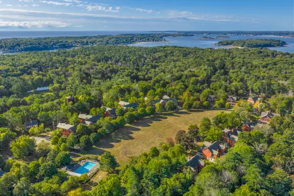 92 Mckinley Court #92, Portland, ME 04109